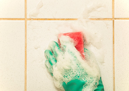 Our Tile and Grout Cleaners in Lakeview, IL, Brought This Dirty Bathroom  Back to Life